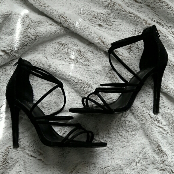 Lulus Shoes - Strappy Black Heels